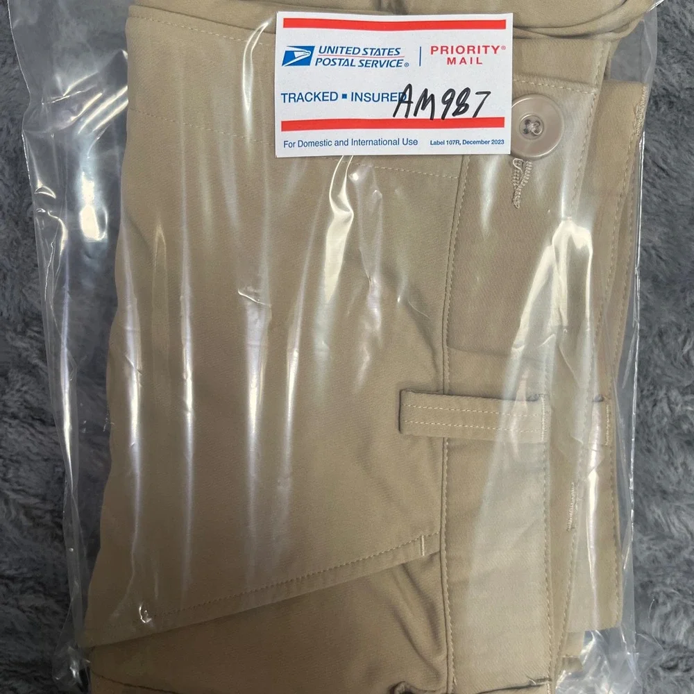 Under Armour Mens Golf Pants‎ Khaki Tan Straight Leg Performance 36/30 HeatGear
